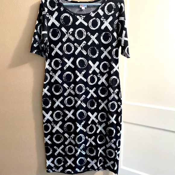Lularoe XOXO dress - Picture 1 of 3